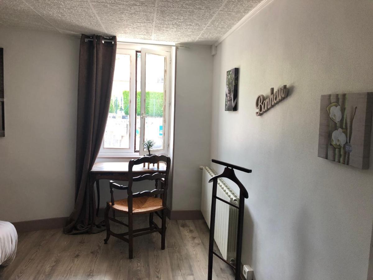 Chambre Bonheur Pugny-Chatenod Экстерьер фото